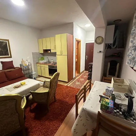 Mila Vlasic Apartamento
